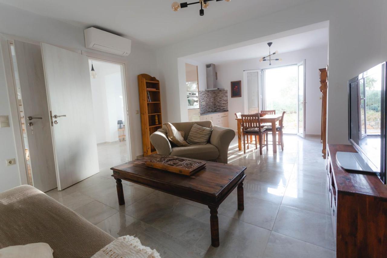 Appartement In Olive Groove House Peloponnesos Western Mani Kalianeika Ngoại thất bức ảnh